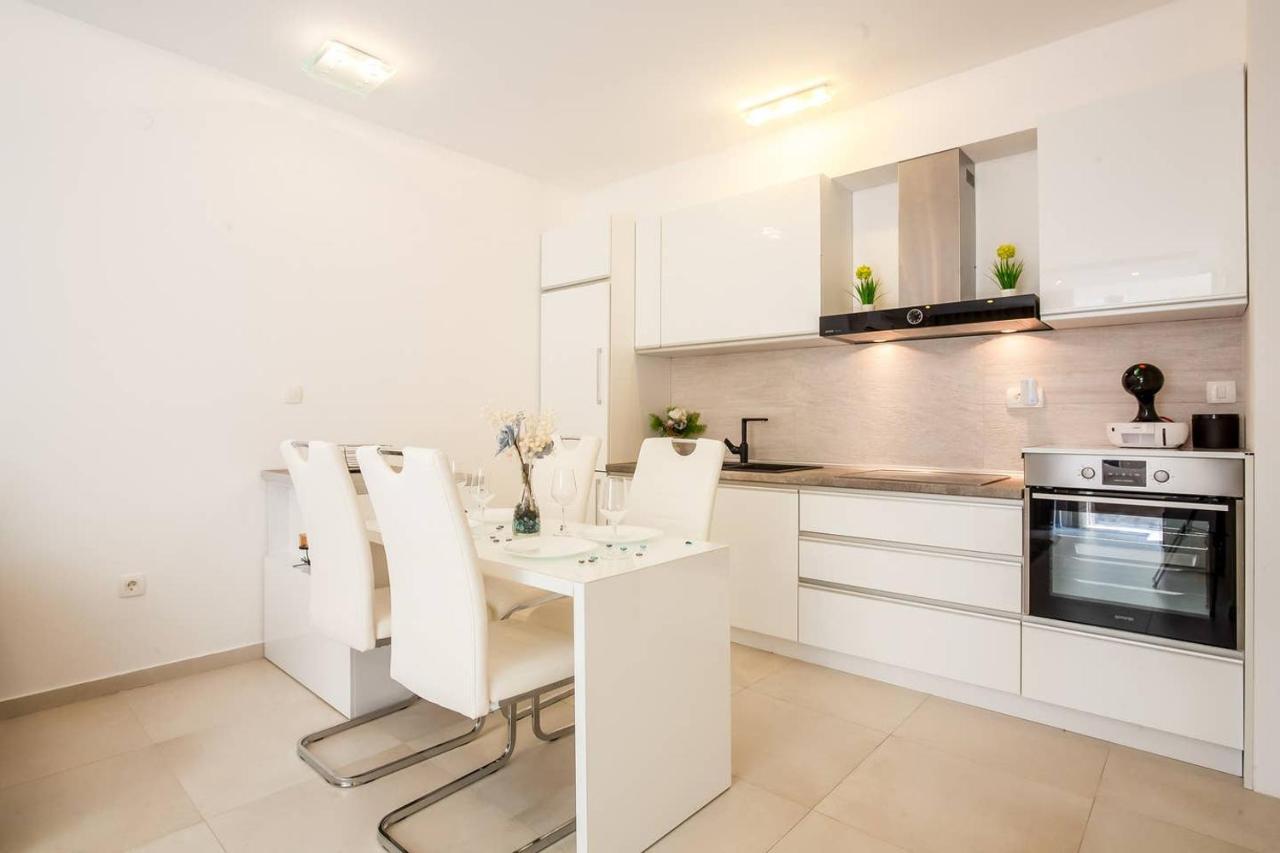 Lux Apartment Teodora Рафаиловичи Экстерьер фото