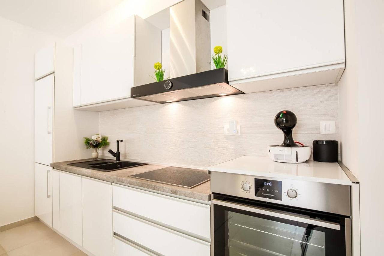 Lux Apartment Teodora Рафаиловичи Экстерьер фото